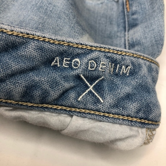 Hi-Rise Ripped Jeggings - Picture 13 of 15